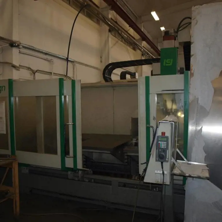 Vertical CNC machining center Unisign Univers 5