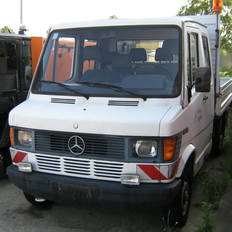 Camión DoKa/ plataforma Mercedes Benz 208 D (VK-No. 2015-05) Mercedes Benz 208 D