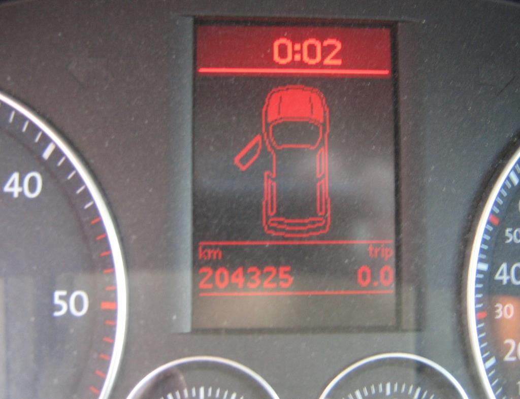 les véhicules d'aéroport qui ne sont plus utilisés-2