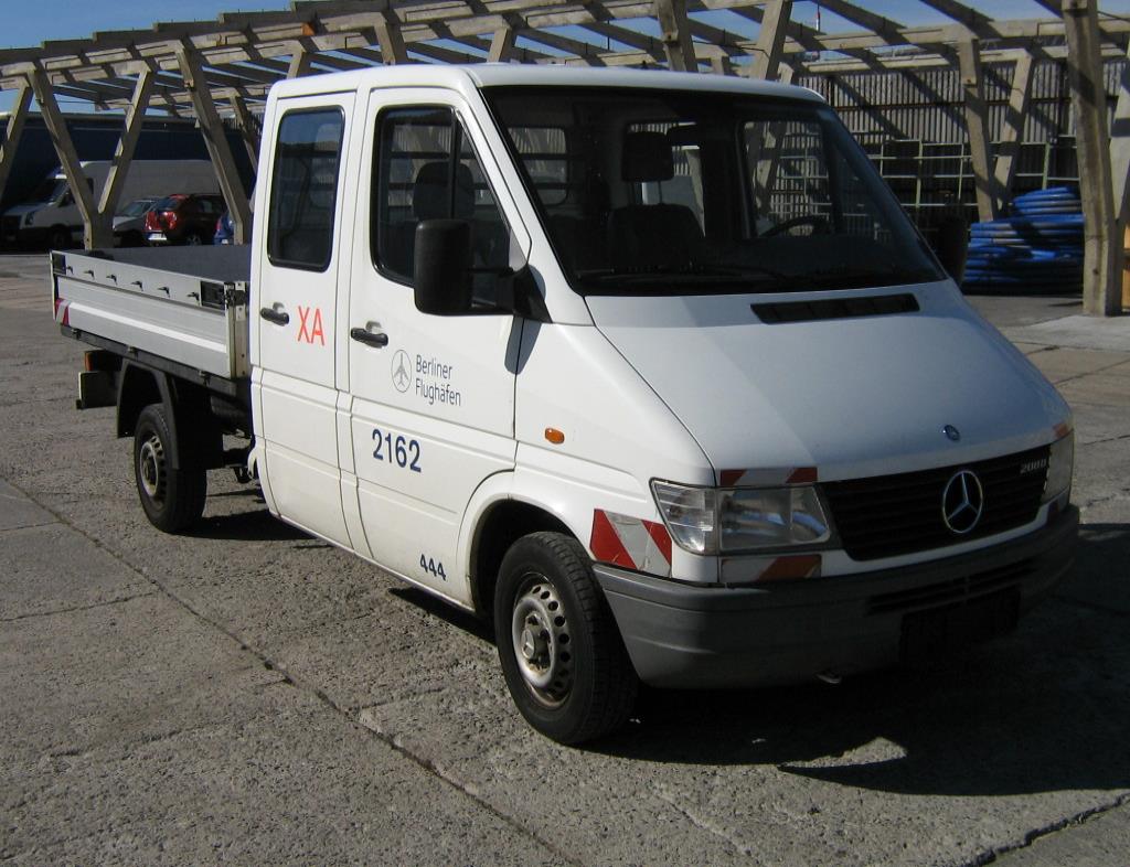 airport vehicles-2