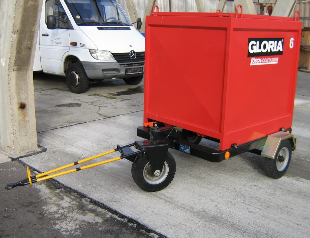 les véhicules d'aéroport qui ne sont plus utilisés-4