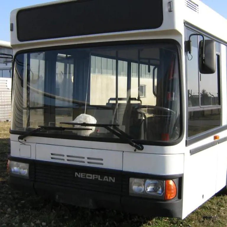 Kraftomnibus/ Einfach -und Doppeltür/ Niederflur (VK-Nr. 2014-01) Neoplan-Auwärter N 4014 NF