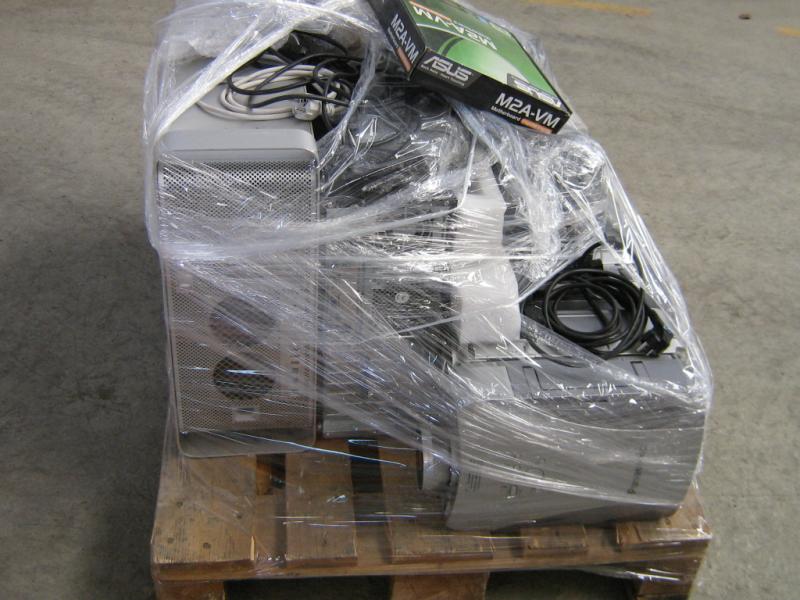 les véhicules d'aéroport qui ne sont plus utilisés-2