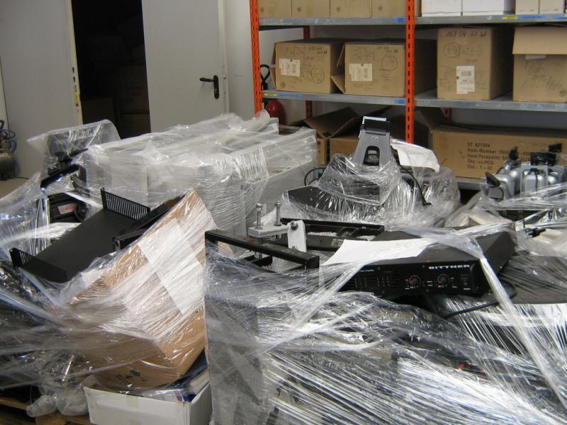 les véhicules d'aéroport qui ne sont plus utilisés-15