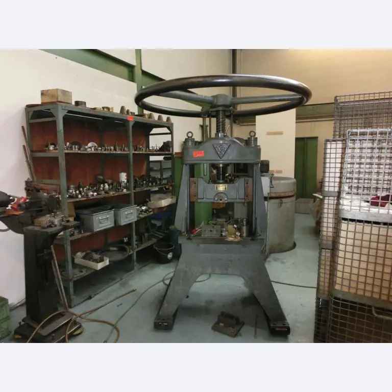 Wilhelm Neth Metallwarenfabrik-1