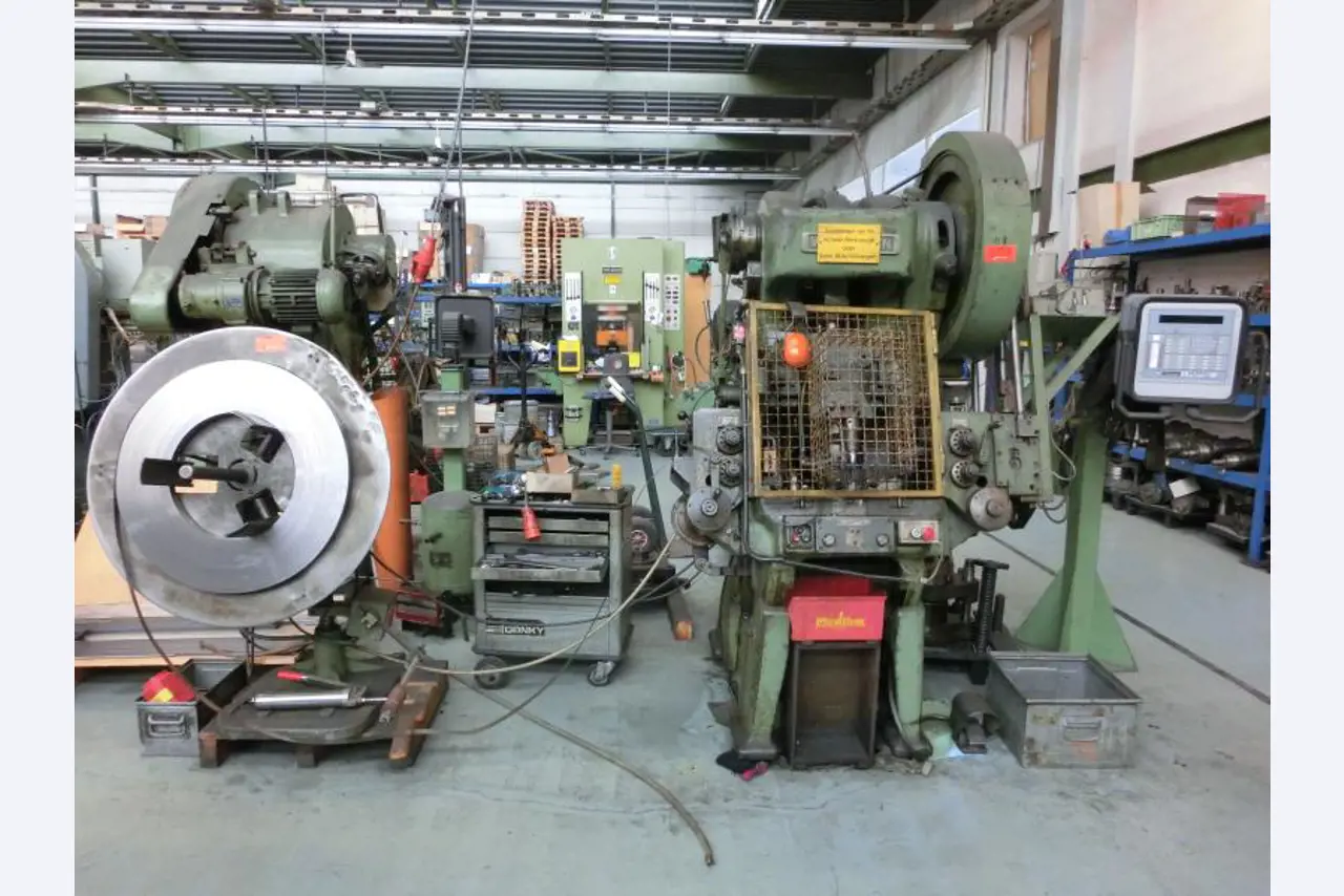 Wilhelm Neth Metallwarenfabrik-1