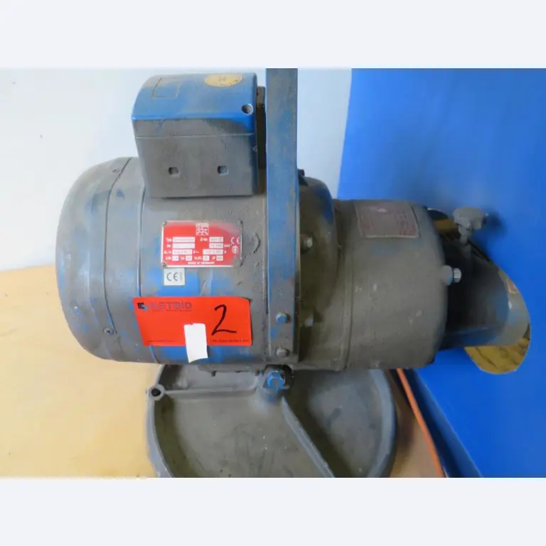 Extensive machine park of saws, lathes and milling machines from well-known manufacturers-2