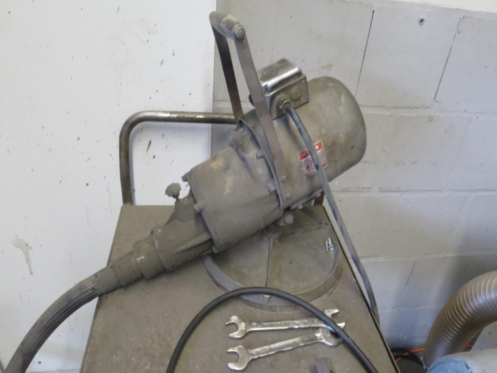 Extensive machine park of saws, lathes and milling machines from well-known manufacturers-3