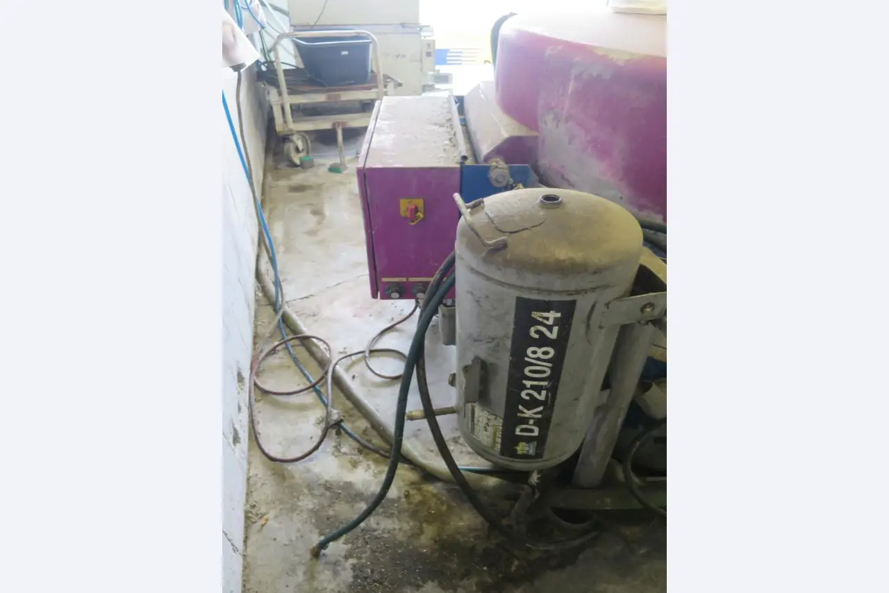 Umfangreicher Maschinenpark an Sägen, Dreh- und Fräsmaschinen namhafter Hersteller-3