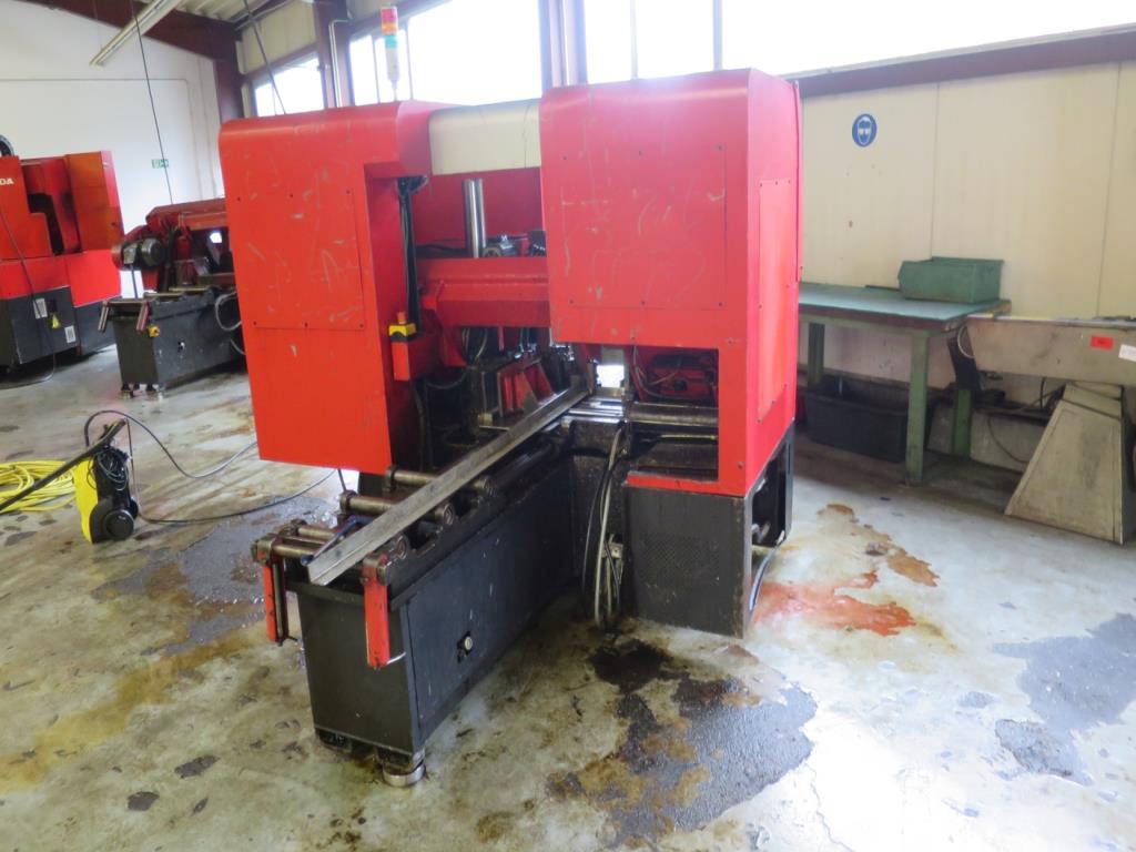 Rozsáhlý sortiment pil, soustruhů a frézek od známých výrobců.-3