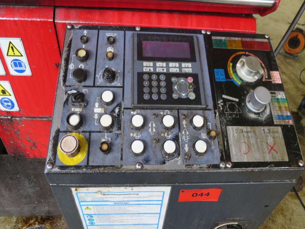 Rozsáhlý sortiment pil, soustruhů a frézek od známých výrobců.-4