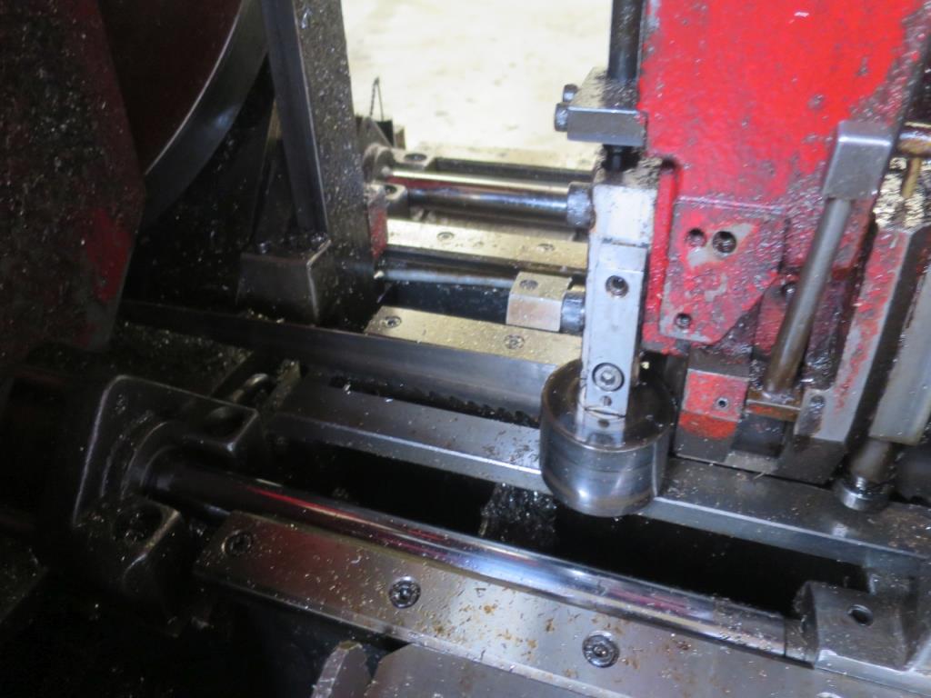 Rozsáhlý sortiment pil, soustruhů a frézek od známých výrobců.-6