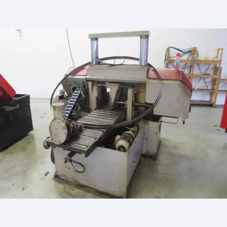 Vasta gama de serras, tornos e fresadoras de fabricantes de renome-3