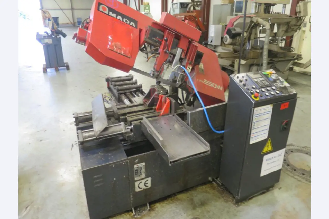 Szeroka gama pił, tokarek i frezarek znanych producentów-2