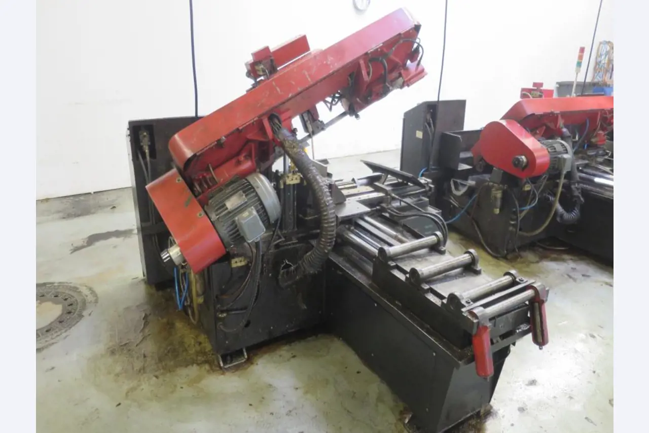 Szeroka gama pił, tokarek i frezarek znanych producentów-3