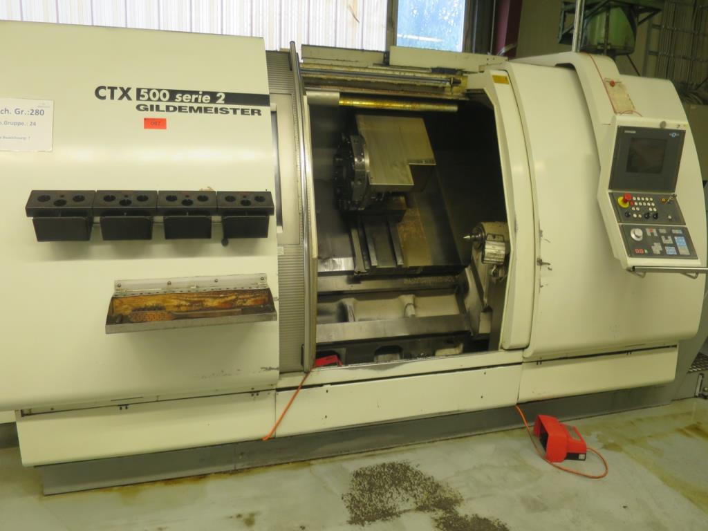 Umfangreicher Maschinenpark an Sägen, Dreh- und Fräsmaschinen namhafter Hersteller-11