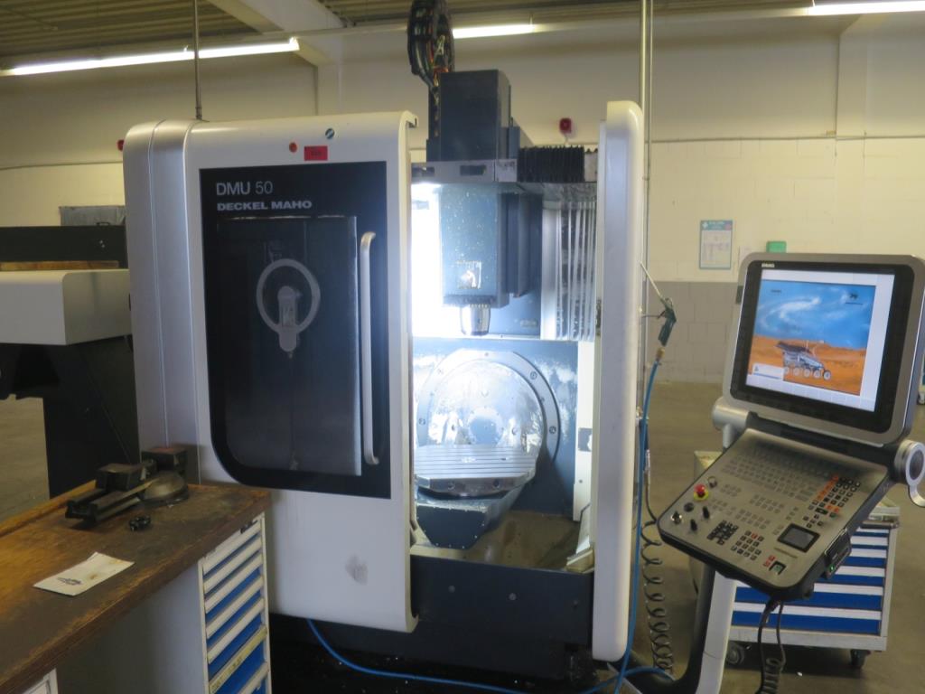 Umfangreicher Maschinenpark an Sägen, Dreh- und Fräsmaschinen namhafter Hersteller-1