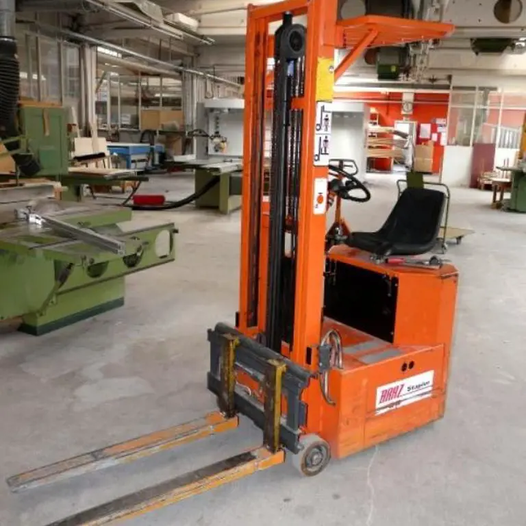 electric high-lift truck Baka EFG 79-500