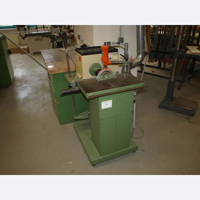 Beschäftigung + Bildung e.V.-1