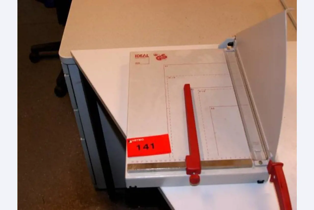 GSK GlasService Kiel GmbH-1