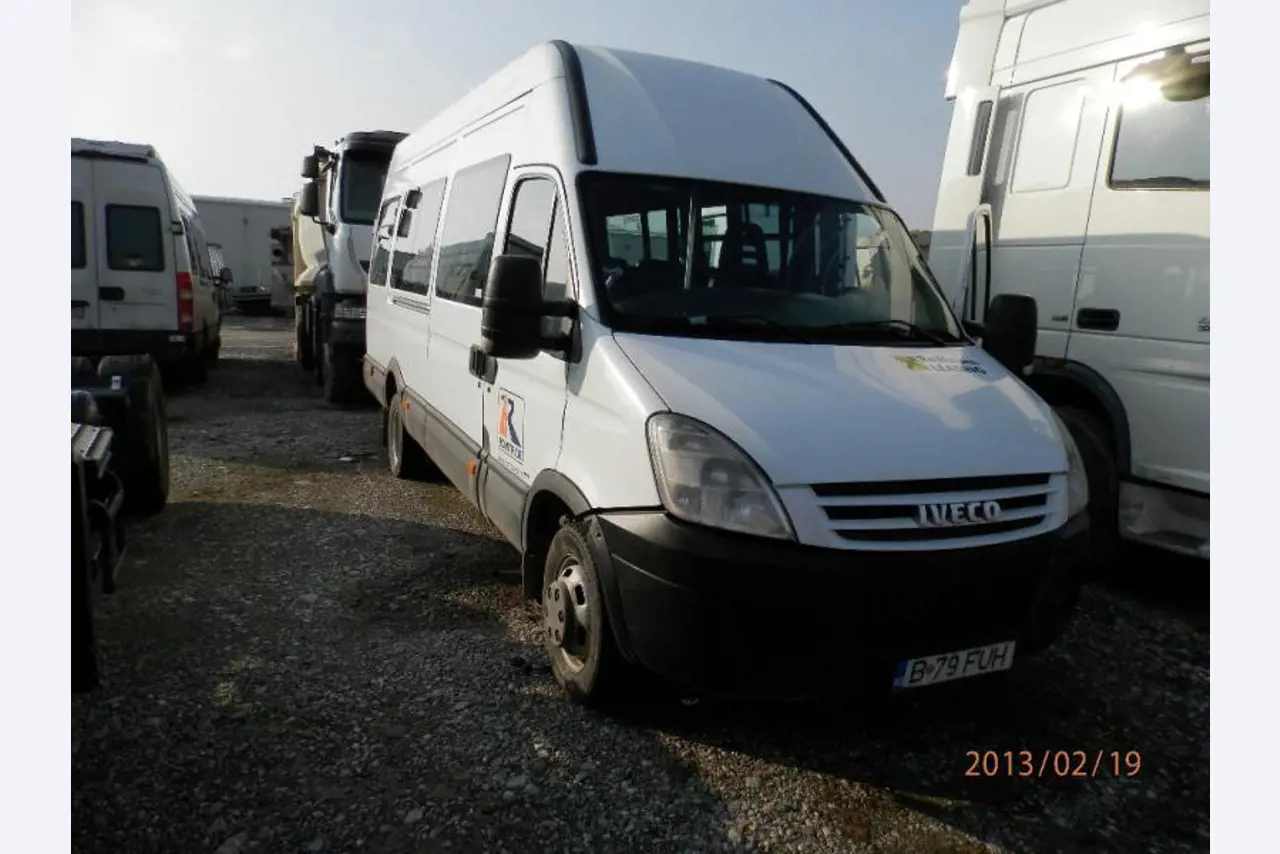 Vehículos Comerciales Bien mantenidos-15