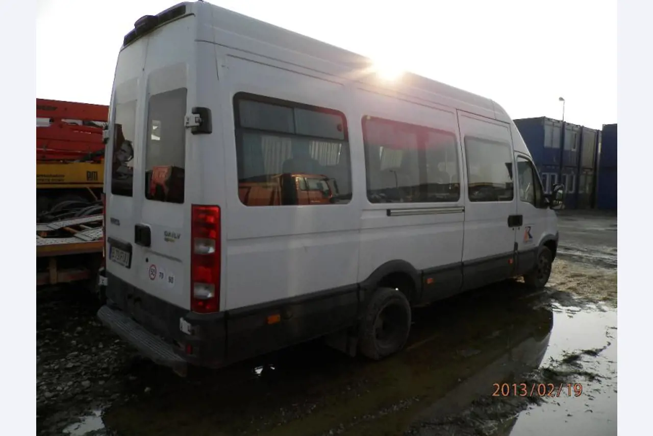 Vehículos Comerciales Bien mantenidos-16