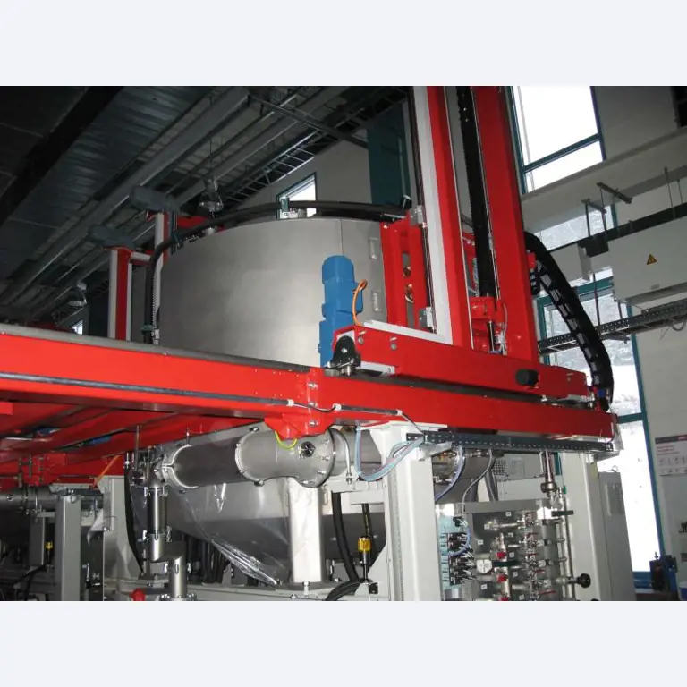 Machines photovoltaïques<br>d'un fabricant de panneaux photovoltaïques renommé <br>(prix sur demande)
-2