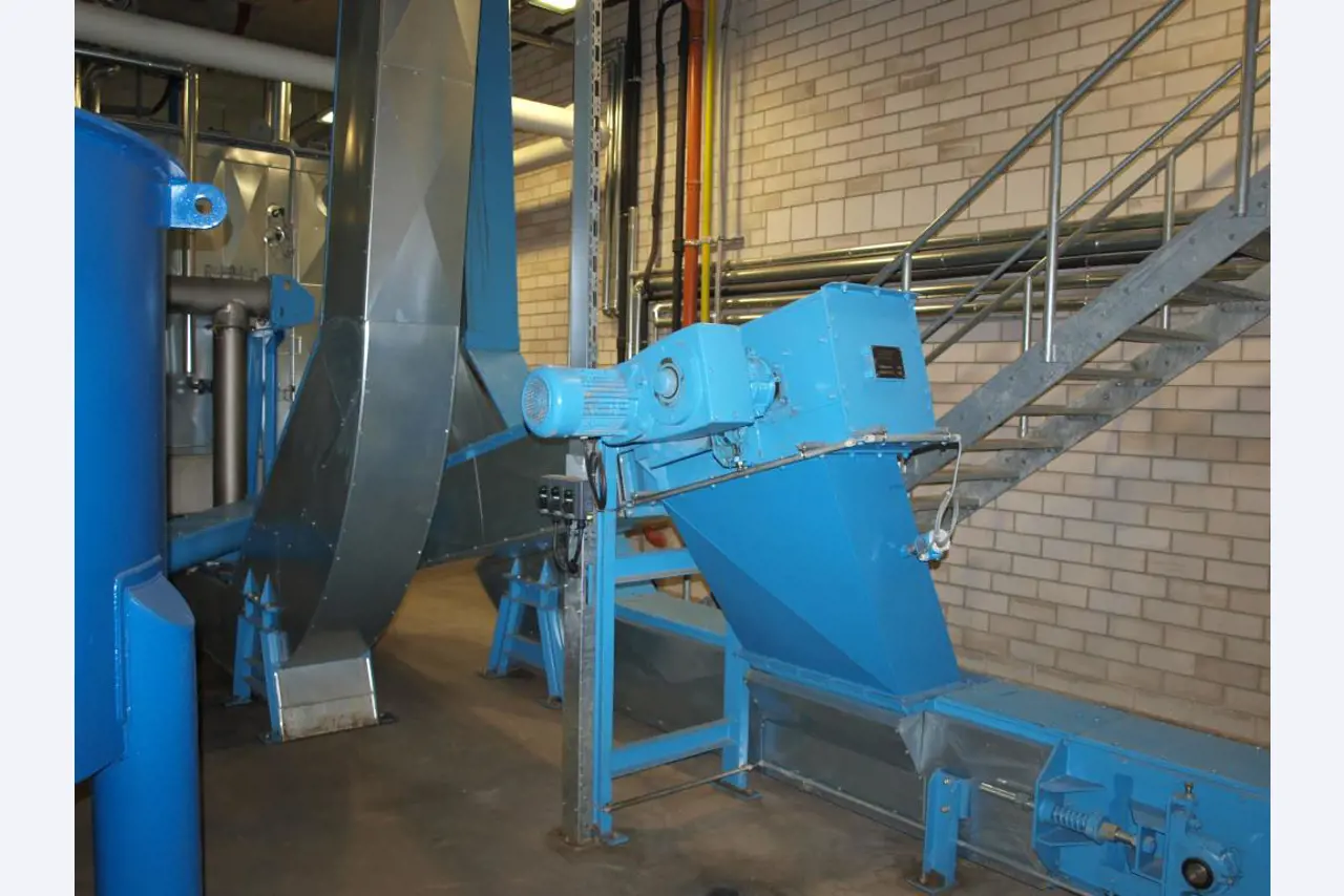 Machinery + Property of Ölmühle Wolgast-16
