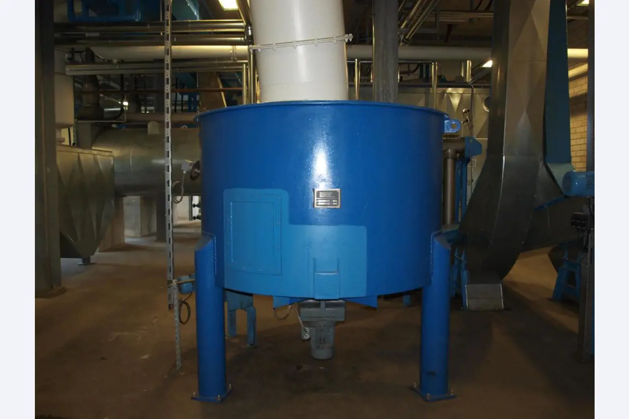 Machinery + Property of Ölmühle Wolgast-17