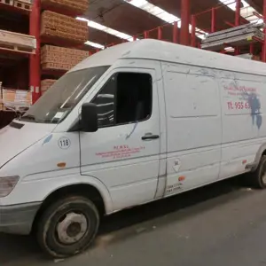 van (118) Mercedes Benz 412 D Sprinter