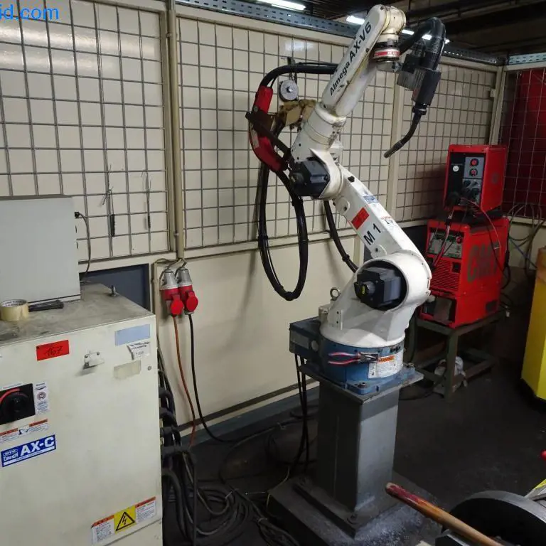 welding robot (ROBO 22) OTC AX-V 6