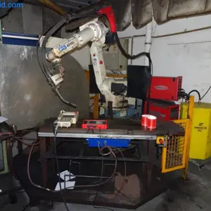 welding robot (ROBO 01) OTC A II V 6 L