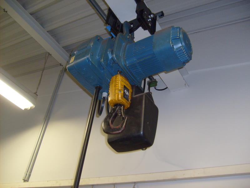 Diverse Labortechnik sowie eine Fahrregalanlage-2