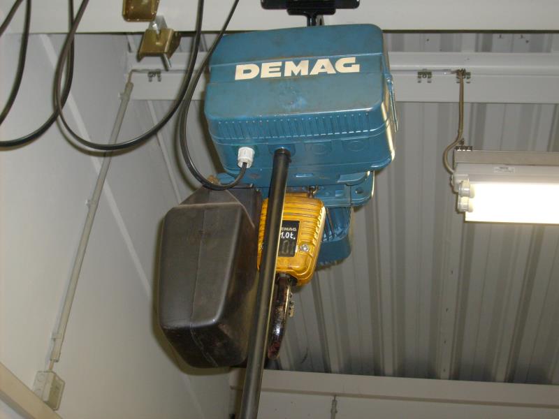 Diverse Labortechnik sowie eine Fahrregalanlage-1