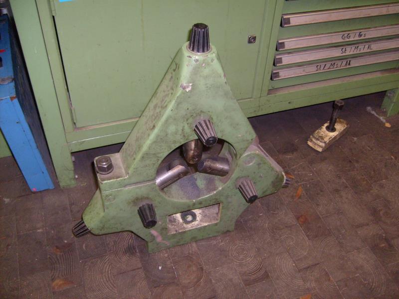 Laboratory technology and a mobile racking system-6