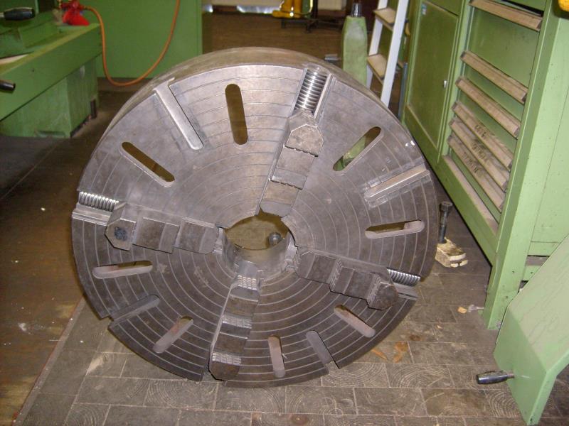 Laboratory technology and a mobile racking system-9