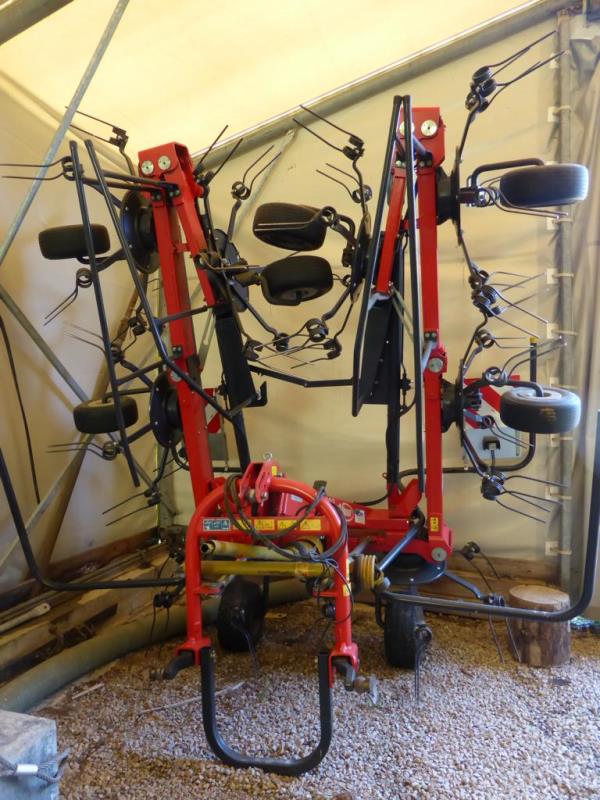 Lamborghini-4-wheel-tractor-1