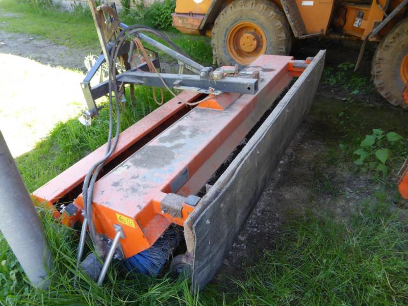 Lamborghini-4-wheel-tractor-3