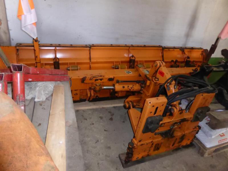 Lamborghini-4-wheel-tractor-2