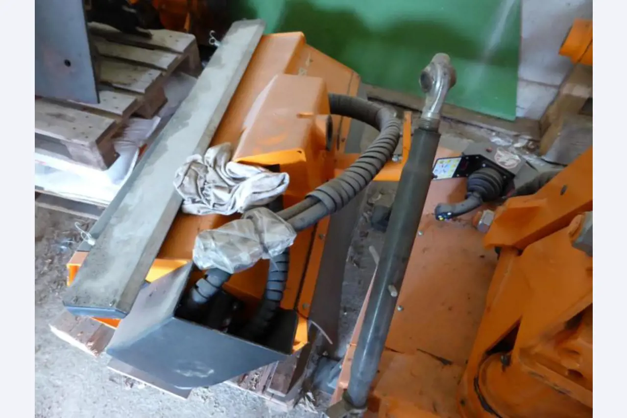 Lamborghini-4-wheel-tractor-5