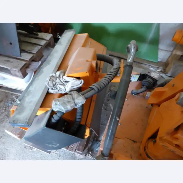 Lamborghini-4-wheel-tractor-5