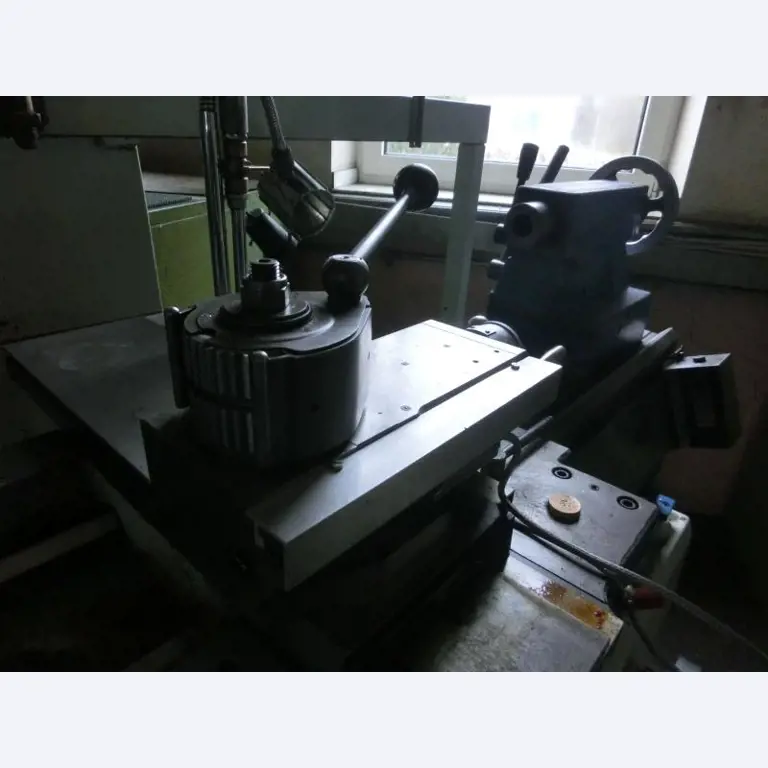 Tournage à façon / Menuiserie-2