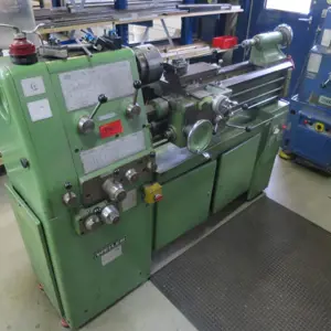 sliding and screw cutting lathe Weiler Condor