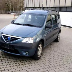 Coche Dacia Logan 1,6 i