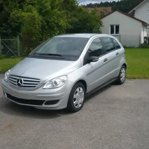 Avto, kombi Mercedes-Benz B 180 CDI