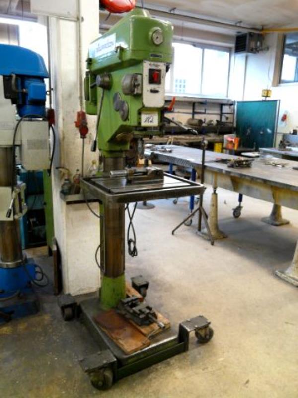 Ladenbau Ganter GmbH<br>Schreinerwerkstätten, Metallbau-1