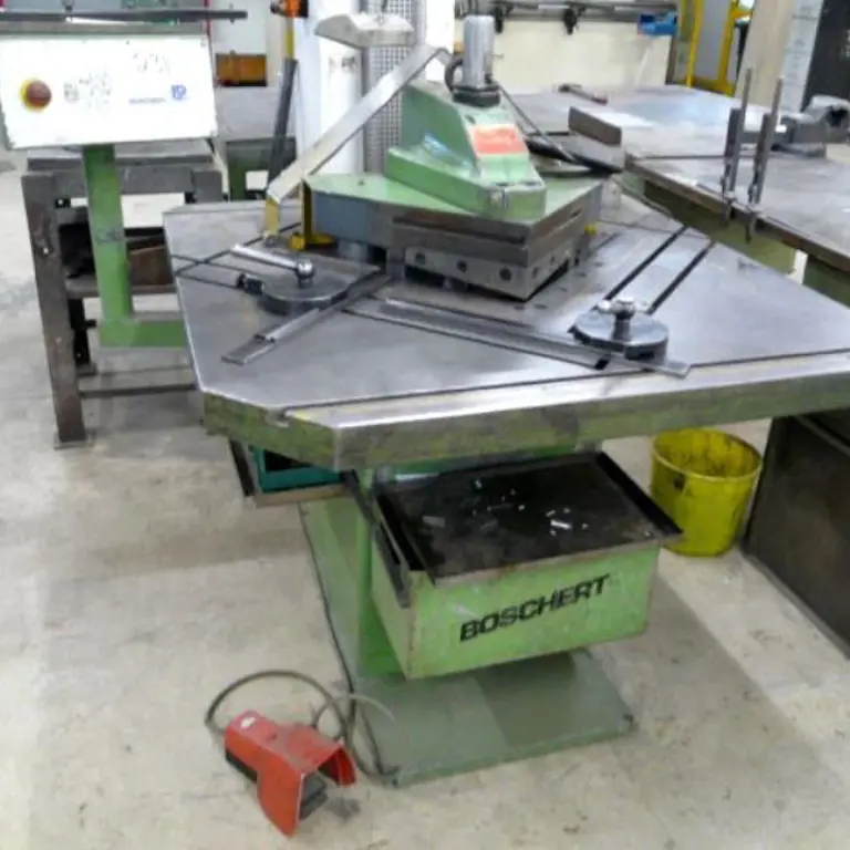 Ausklinkmaschine Boschert LB13KE