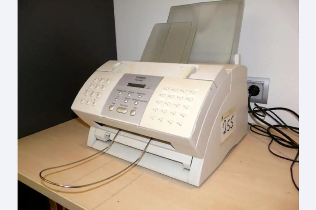 Ladenbau Ganter GmbH<br>Schreinerwerkstätten, Metallbau-1