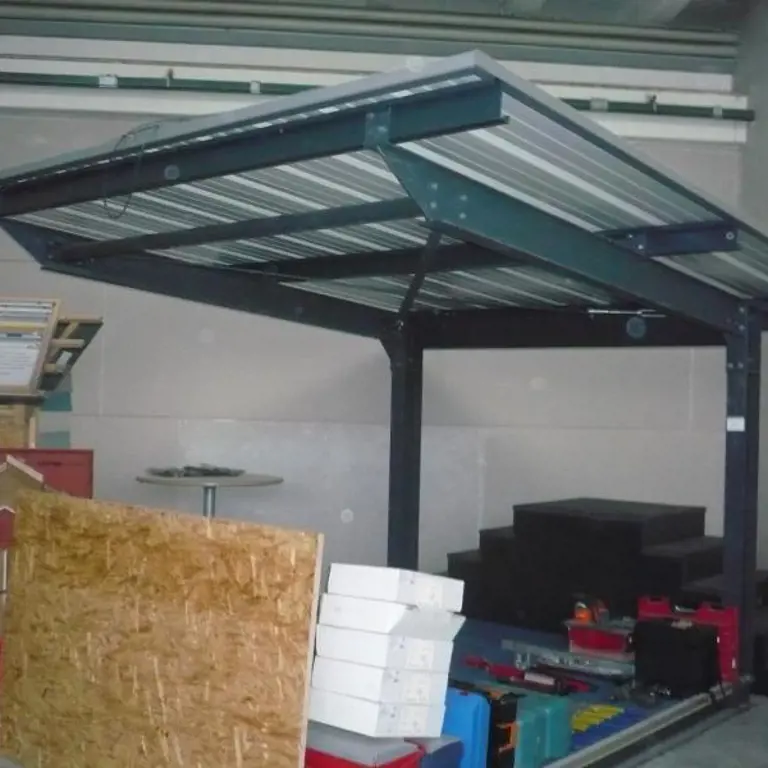 Ausstellungs-Carport