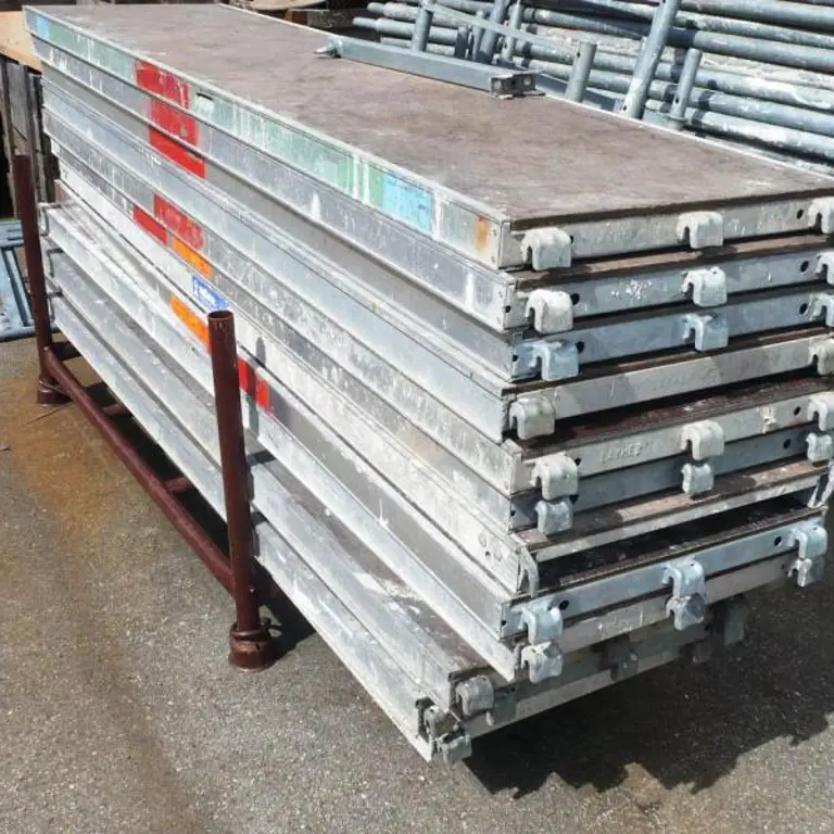 1 Posten steel frame Layher